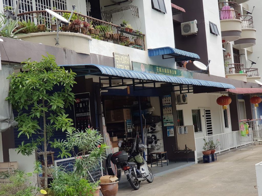 Al-Junaid Electrician Wireman Handyman – One of the best handyman services in Penang