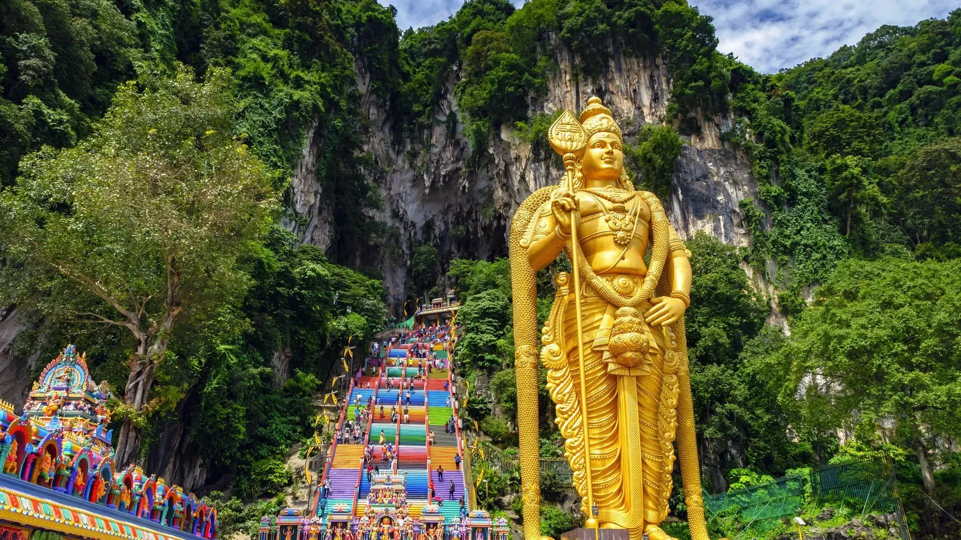 Batu Caves– One of the Places to Visit Near University of Malaya.webp