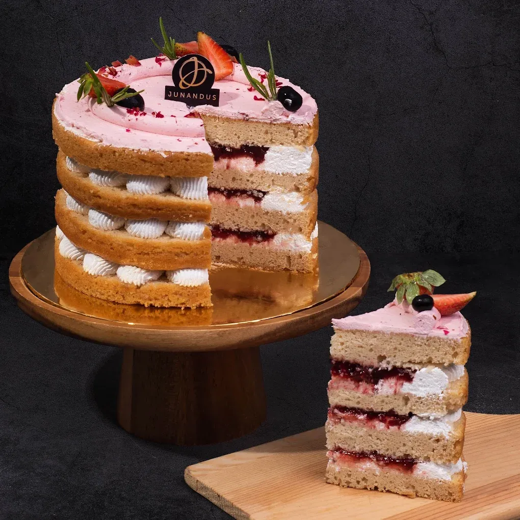 JUNANDUS– One of the Top 5 Cake Delivery Services in Kuala Lumpur.webp